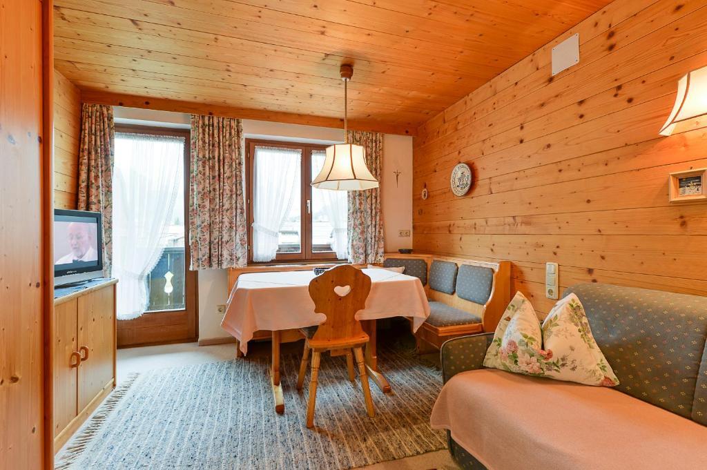 Appartementhaus Holiday ليش ام ارلبرغ المظهر الخارجي الصورة